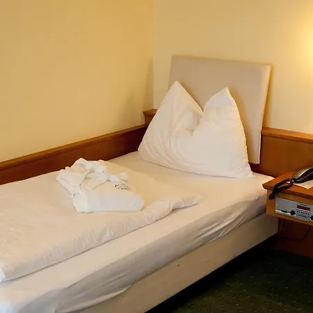 St. Josef Hotel Durrnberg